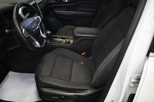 2018 GMC Acadia SLE-2