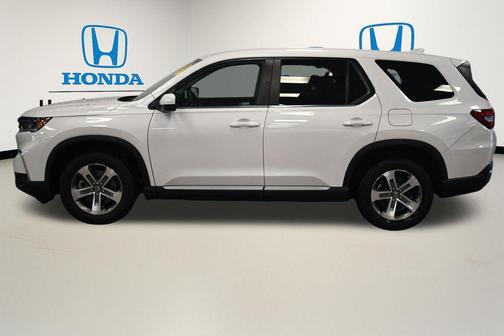Platinum White 2023 Honda Pilot AWD EX-L 8 Passenger