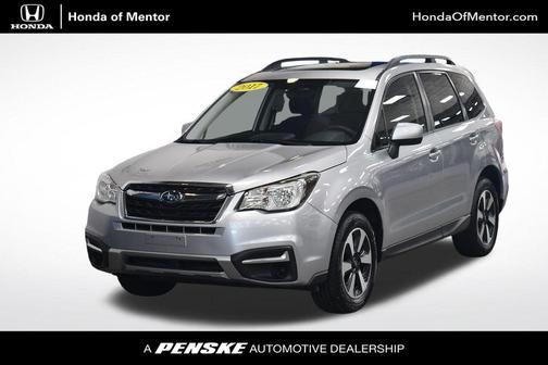 Ice Silver Metallic 2017 Subaru Forester 2.5i Premium
