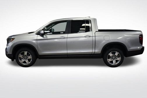 Solar Silver Metallic 2026 Honda Ridgeline RTL