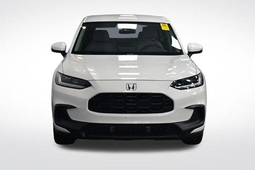 Platinum White 2023 Honda HR-V LX