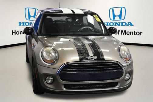 2017 MINI Hardtop Cooper