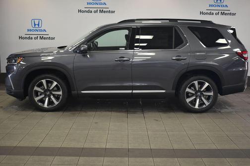 2025 Honda Pilot Touring 8-Passenger
