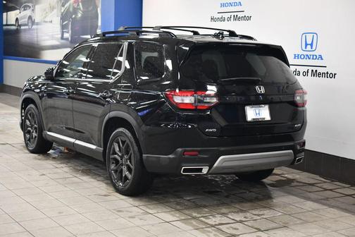 2023 Honda Pilot AWD Elite