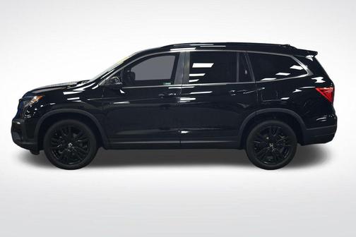 Crystal Black Pearl 2022 Honda Pilot AWD Special Edition
