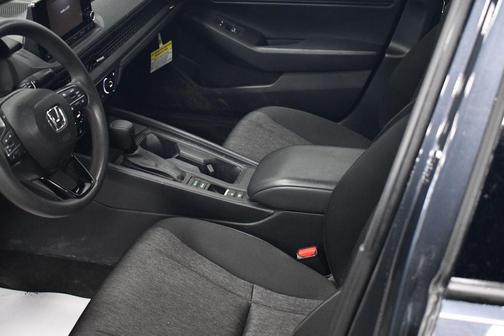 Lunar Silver Metallic 2023 Honda Accord EX