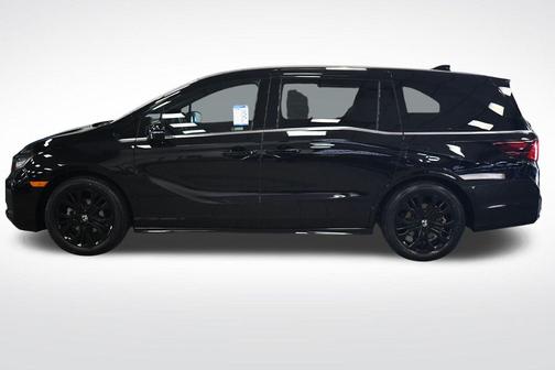 Crystal Black Pearl 2025 Honda Odyssey Sport-L