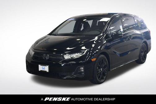 Crystal Black Pearl 2025 Honda Odyssey Sport-L