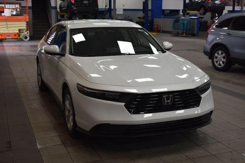 2025 Honda Accord LX 1.5T