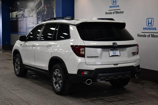 2023 Honda Passport AWD TrailSport