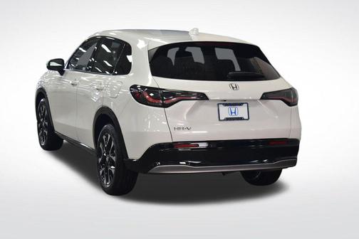 Platinum White Pearl 2026 Honda HR-V EX-L