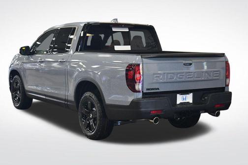 Sonic Gray Pearl 2026 Honda Ridgeline Black