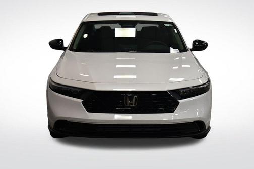 Platinum White Pearl 2026 Honda Accord SE