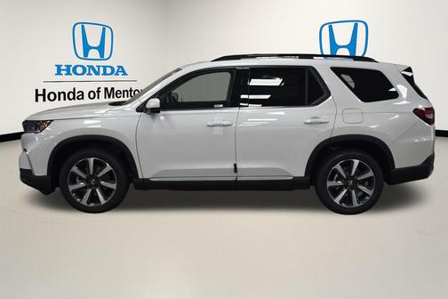 2025 Honda Pilot Touring 8-Passenger