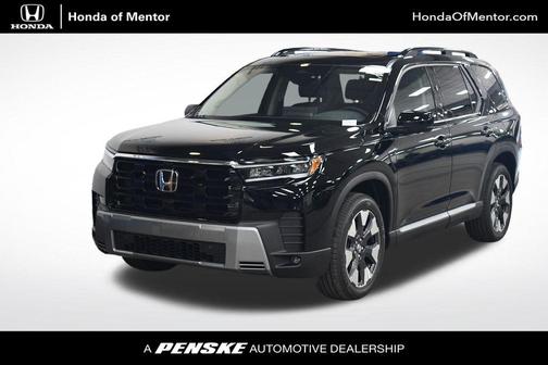 Crystal Black Pearl 2026 Honda Pilot Touring 8-Passenger
