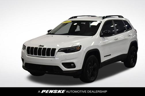 Bright White Clearcoat 2023 Jeep Cherokee Altitude