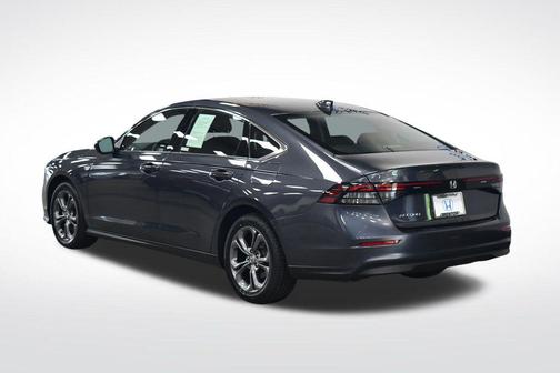 Meteorite 2023 Honda Accord EX