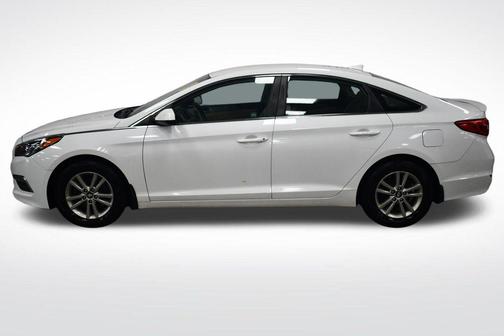 Quartz White Pearl 2015 Hyundai SONATA SE