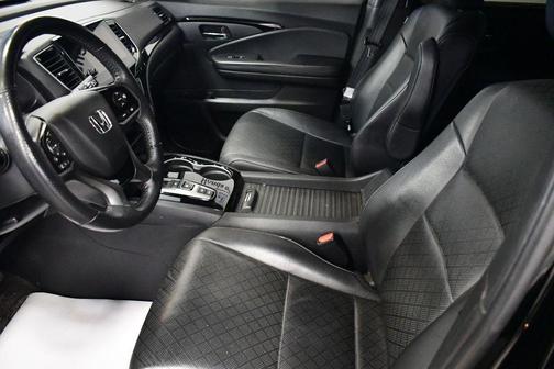 2020 Honda Passport AWD Touring