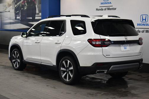 2023 Honda Pilot AWD Elite
