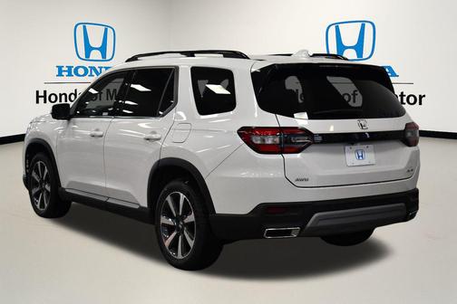 2023 Honda Pilot AWD Elite