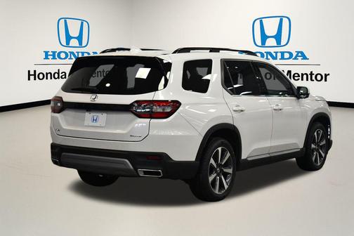 2023 Honda Pilot AWD Elite