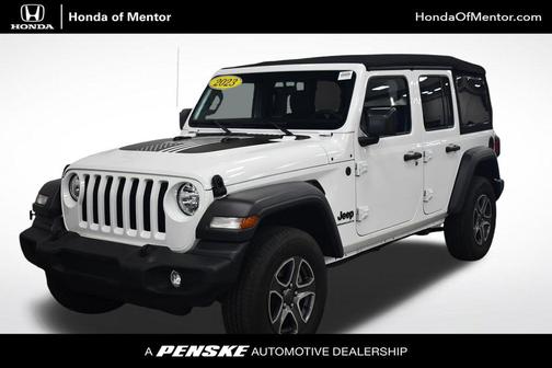 Bright White Clearcoat 2023 Jeep Wrangler Sport S