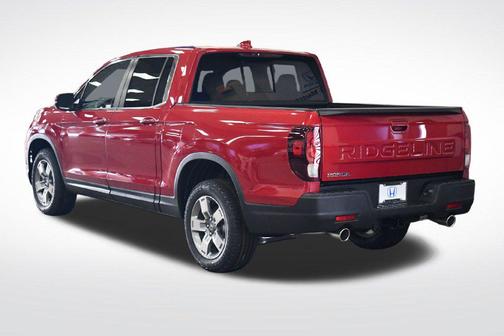 Radiant Red Metallic II 2026 Honda Ridgeline RTL