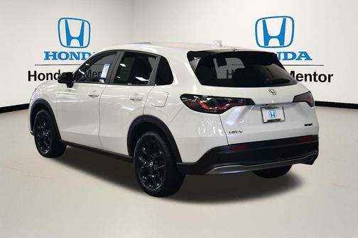 Platinum White 2024 Honda HR-V AWD Sport