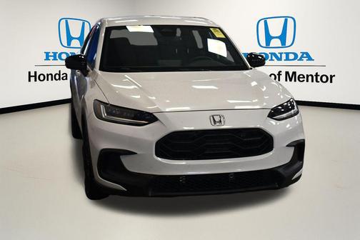 Platinum White 2024 Honda HR-V AWD Sport