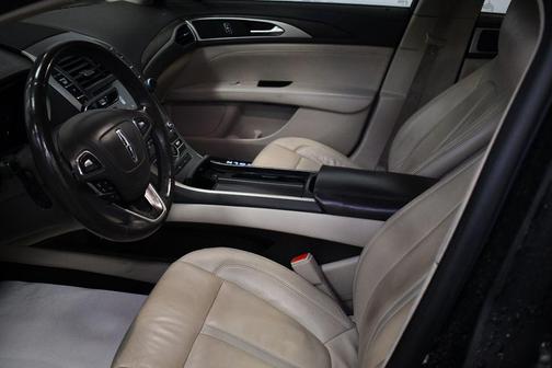 2017 Lincoln MKZ Base