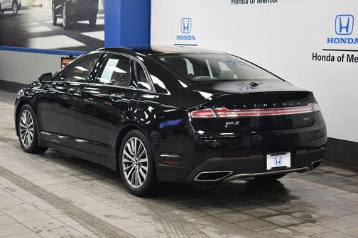 2017 Lincoln MKZ Base