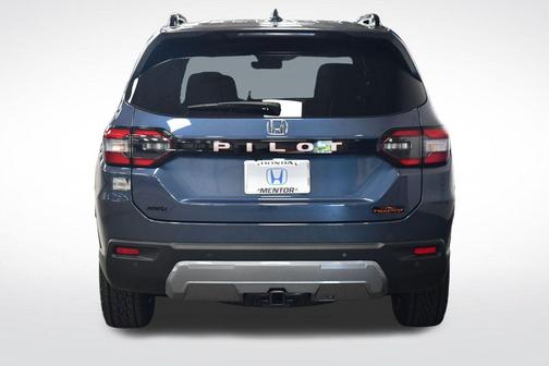 Smoke Blue Pearl 2026 Honda Pilot TrailSport