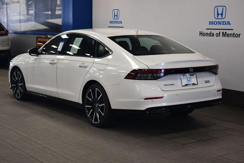2023 Honda Accord Hybrid Touring