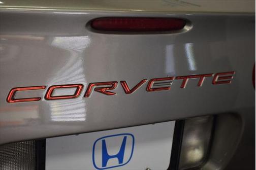 2000 Chevrolet Corvette Base