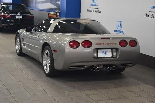 2000 Chevrolet Corvette Base