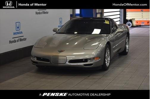 2000 Chevrolet Corvette Base