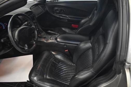 2000 Chevrolet Corvette Base
