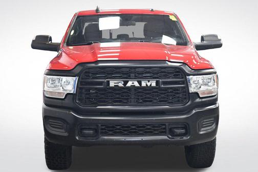 Flame Red Clearcoat 2022 RAM 2500 Tradesman Crew Cab 4x4 6'4' Box