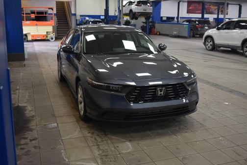 2025 Honda Accord LX 1.5T