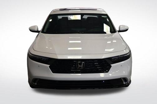 Platinum White Pearl 2026 Honda Accord Hybrid Touring