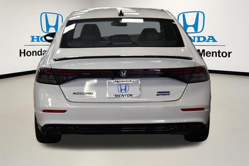 Platinum White Pearl 2026 Honda Accord Hybrid Sport-L