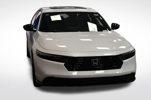 Platinum White Pearl 2026 Honda Accord Hybrid Sport-L