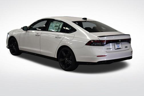 Platinum White Pearl 2026 Honda Accord Hybrid Sport-L