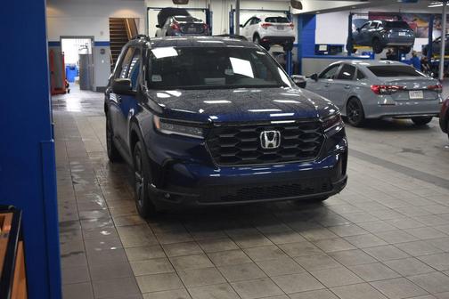 2025 Honda Pilot Sport