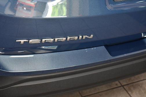 Downpour Metallic 2024 GMC Terrain SLE
