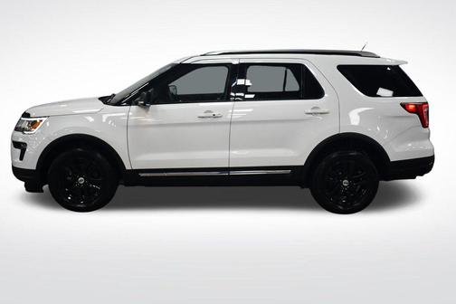 Oxford White 2019 Ford Explorer XLT