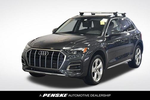 Manhattan Gray Metallic 2021 Audi Q5 45 Premium Plus
