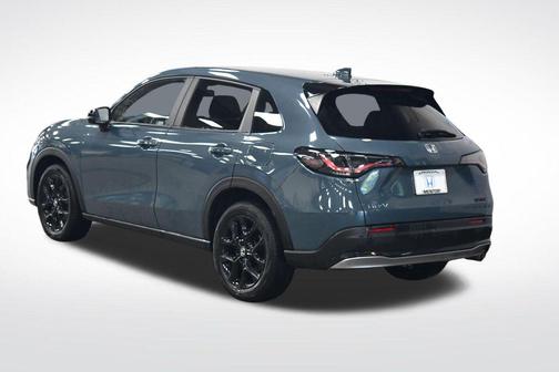 Nordic Forest Pearl 2024 Honda HR-V Sport