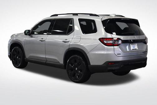 Solar Silver Metallic 2026 Honda Pilot Black Edition